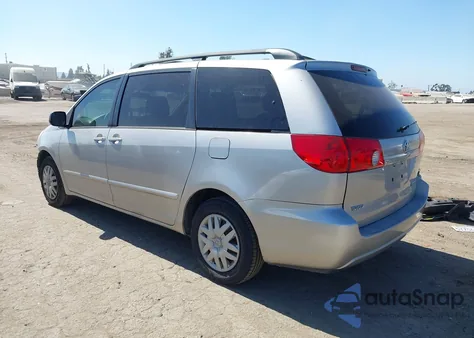 2007 Toyota Sienna Le z USA, uszkodzony, nr VIN 5TDZK23C77S016948